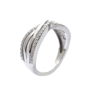 White gold ring with diamonds 0.30 ct